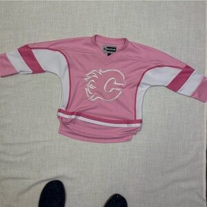 3/$30 Reebok NHL Calgary Flames 4T Girls Jersey Pink Hockey Stanley Cup Playoff
